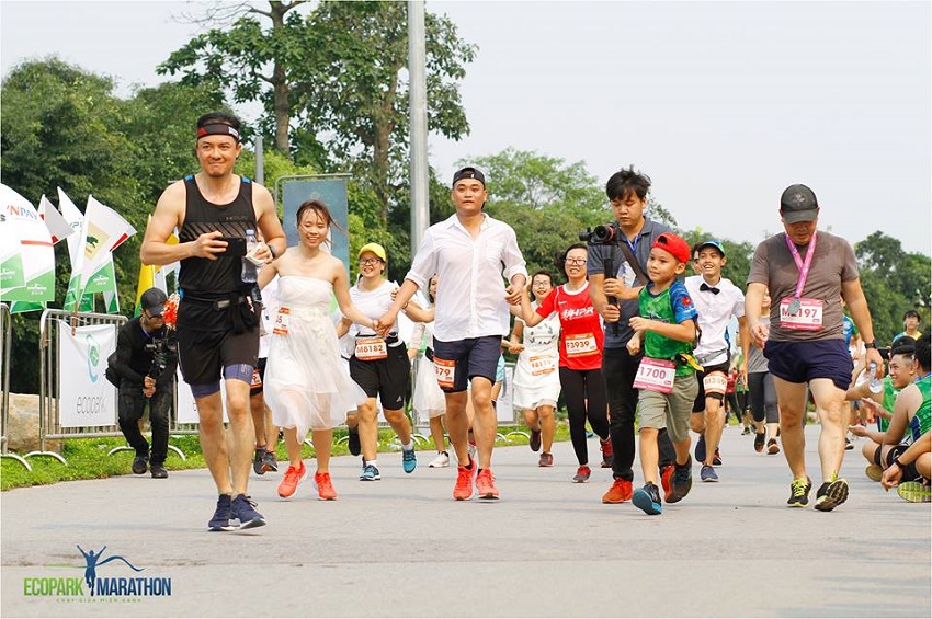 24-ecobaent-runners-xuat-sac-can-dich-giai-chay-ecopark-marathon-2019-10