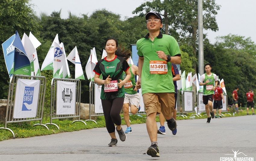 24-ecobaent-runners-xuat-sac-can-dich-giai-chay-ecopark-marathon-2019-14